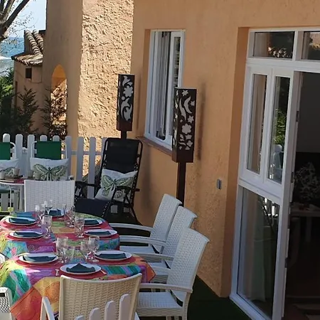 Casa Con Jardin A 40 Metros De La Playa. Vr. Palamos