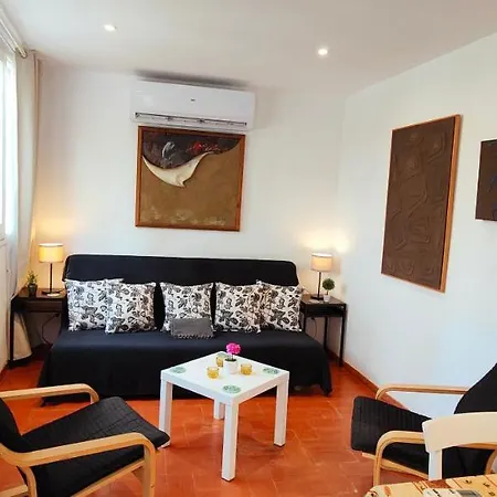 Holiday home Casa Con Jardin A 40 Metros De La Playa. Vr.