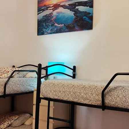 Casa Con Jardin A 40 Metros De La Playa. Vr. * Palamos