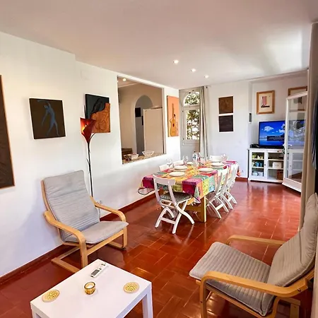 Casa Con Jardin A 40 Metros De La Playa. Vr. Feriehus *