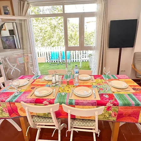 Casa Con Jardin A 40 Metros De La Playa. Vr. Feriehus